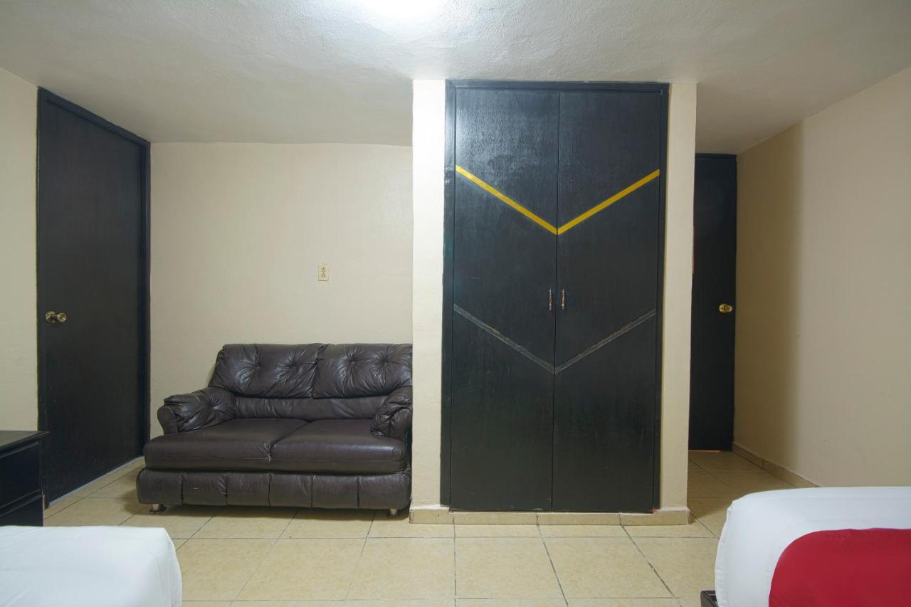 Oyo Hotel Bicentenario Tampico Eksteriør bilde