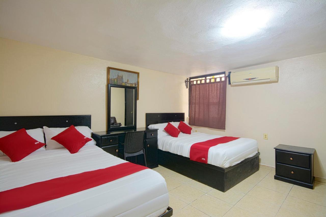 Oyo Hotel Bicentenario Tampico Eksteriør bilde